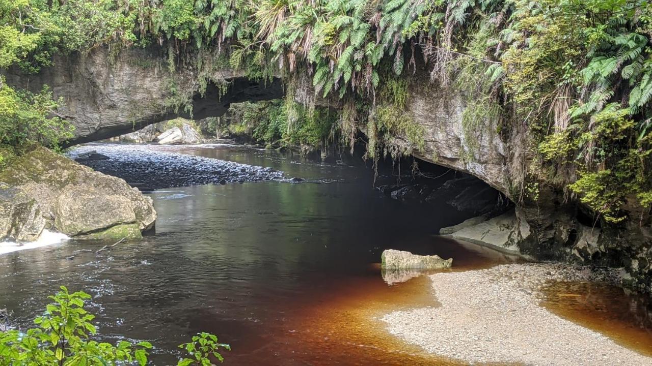 Karamea River Motels エクステリア 写真